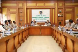 Plt Kakanwil BPN Provinsi Jatim ingatkan jajaran tingkatkan capaian kerja