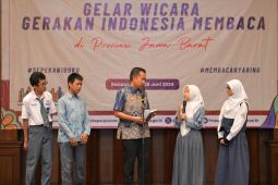 Bantuan 726.000 buku dukungan nyata bangun literasi desa di Jawa Barat
