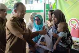 Tangani stunting, Pemkot Serang bagikan makanan tambahan untuk anak