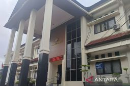 Hakim vonis 2 tahun 6 bulan penjara  empat terdakwa korupsi dana desa