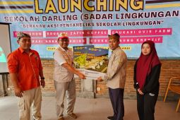 Unej luncurkan sekolah sadar lingkungan di PKBM Miftahun Najah
