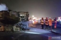 Mobil tangki terbakar di tol Ngawi--Kertosono, Pertamina: Distribusi BBM tak terganggu