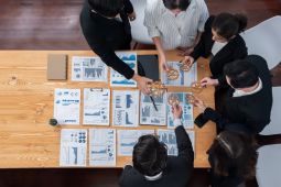 Ini cara hadapi rekan kerja yang iri di lingkungan profesional