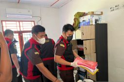 Kejari Labuhanbatu geledah kantor dinas PMD, ada apa?