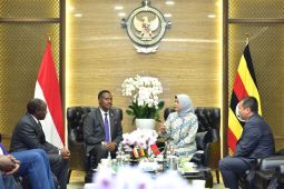 BPK berbagi  pengalaman hubungan dengan DPR saat bertemu SAI Uganda