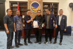 Wahdi terima rekom dari NasDem, surat tugas konsolidasi dari Demokrat