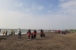Pangandaran gelar operasi bersih ciptakan wisata pantai nyaman