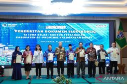 Layanan sertipikat elektronik di 12 Kantor Pertanahan se-Kalbar diresmikan