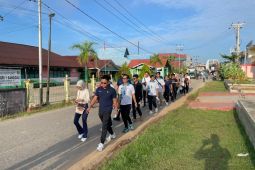 PLN Kalbar terjun langsung ke lapangan sosialisasikan Aplikasi PLN Mobile