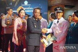 Bupati Buleleng minta kepala desa ajak warga tolak judi online