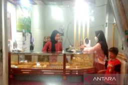 Penjualan emas di Bartim meningkat di masa tahun ajaran baru