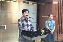 Menko Hadi minta kementerian dan lembaga melakukan pencadangan data