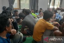 Puluhan WNA terdampar di Sukabumi diduga hendak diselundupkan ke Australia