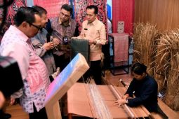 Ayo gunakan produk lokal, ajak Pj Gubernur Sumut
