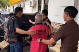 Mantan Kadisbudpar Indramayu jadi tersangka korupsi air terjun buatan