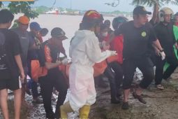 Jasad bocah tenggelam12 hari lalu, ditemukan di Sungai Mahakam