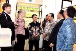 Dubes Jerman kagumi inovasi nilam oleh ARC USK Banda Aceh