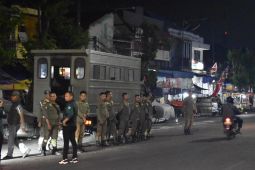 Satpol PP Surabaya gelar "Cipta Kondisi Asuhan Rembulan" antisipasi balap liar