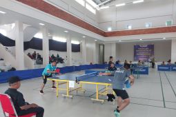 UIN Palu juara tiga cabor tenis meja, Warek III motivasi atlet untuk bangun semangat bertanding