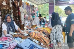 UMKM Borobudur ramai pengunjung dan laku di masa libur sekolah