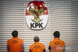 Hukum kemarin, dari korupsi PLTU Bukit Asam sampai fakta bayaran biduan SYL