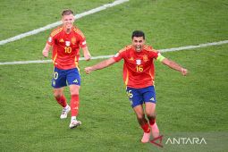 Liga Spanyol: Barcelona telah daftarkan Dani Olmo dan Pau Victor