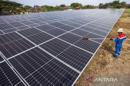 PLTS untuk kebutuhan listrik 250 rumah di Indramayu