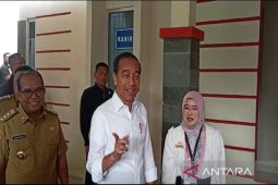 Jokowi inspects facilities at regional public hospital in S Lampung