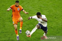 Bek Crystal Palace Marc Guehi gagal gabung Liverpool