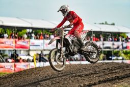 Crosser binaan Honda raih poin perdana di MXGP Lombok