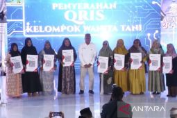 BI beri bantuan QRIS bagi kelompok tani wanita di Aceh, begini manfaatnya