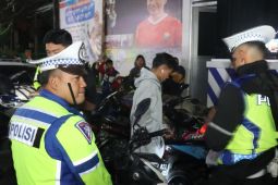Polres Garut menyita 201 sepeda motor berknalpot bising dalam semalam