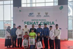 Baznas dan WOM Finance gelar sunat massal di Jambi
