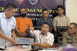 Pelaku registrasi kartu perdana secara ilegal manfaatkan data penduduk saat pemilu