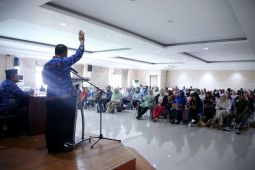 Disperindag Kota Tangerang sebut produk kaleng sudah penyok tidak layak dijual