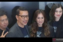 Wulan Guritno bergelut lawan Kimberly Ryderdi film "Bangsal Isolasi"