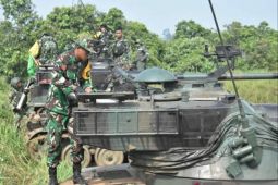 Yonkav 5/DPC latihan menembak senjata kendaraan tempur