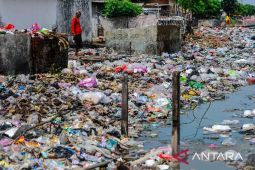 Bupati Tatu: Kabupaten Serang dalam kondisi darurat sampah