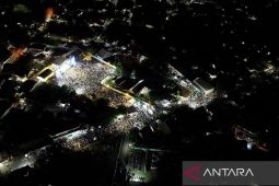 Ribuan warga Banjarbaru antusias ikuti tabligh akbar Ustaz Adi Hidayat