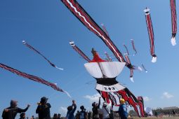 Festival Layangan Piala Gubernur Bali 2024