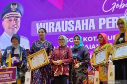 Perkumpulan Pengusaha Busana kenalkan batik khas Surabaya