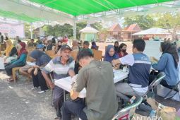 Mobil Sehat PT Timah dipadati Warga Lalang Belitung Timur
