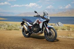 CRF1100L Africa Twin terbaru siap dilirik petualang sejati