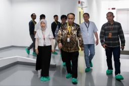 Menkominfo tinjau pusat data pastikan pemulihan PDNS 2 mulus