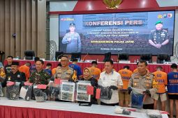 Polda Jatim tetapkan 13 anggota PSHT sebagai tersangka pengeroyok polisi