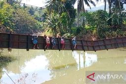 Pembangunan jembatan penghubung antardesa di Lengkong jadi program prioritas