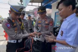 Polres Cianjur tangkap 6 pelajar Sukabumi bawa senjata tajam