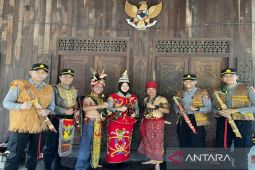 Siswa SIP 53 silaturahmi ke tokoh adat Dayak di Kalsel
