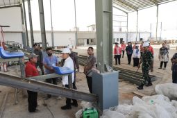 Pengerjaan venue PON Cabor Tinju di Pematangsiantar "dikebut" siang malam