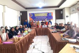 Poliban-Bappelitbangda HSS latih pelabelan bagi UMKM